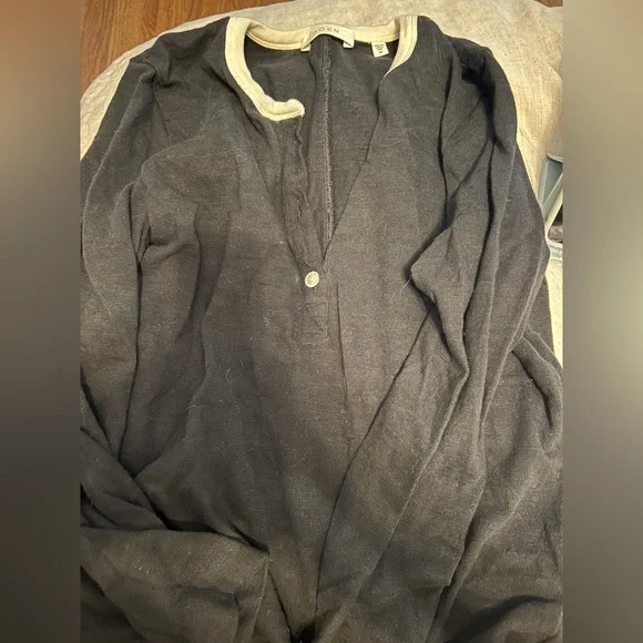 Doen Black and Cream Long Sleeve Top - Picture 2 of 4